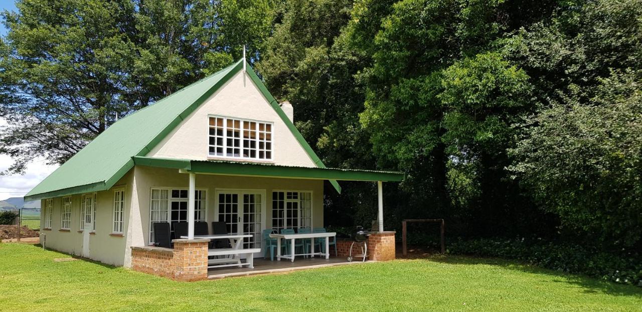 Pennygum Country Cottages Underberg Exteriér fotografie